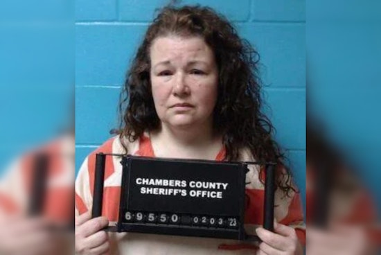 Chambers County Sets 2025 Trial Date for Woman Accused of Husband's Murder, Legal Team Changes Amidst $2M Bond Dispute