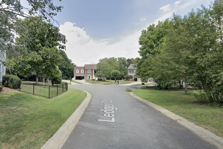 Charlotte Firefighter Injured, Briefly Trapped During Ceiling Collapse in South Charlotte House Fire