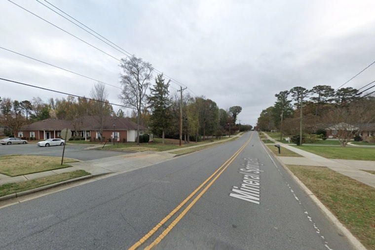 Charlotte Firefighters Quickly Contain Northeast Neighborhood Blaze with No Injuries Reported