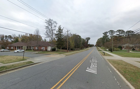 Charlotte Firefighters Quickly Contain Northeast Neighborhood Blaze with No Injuries Reported