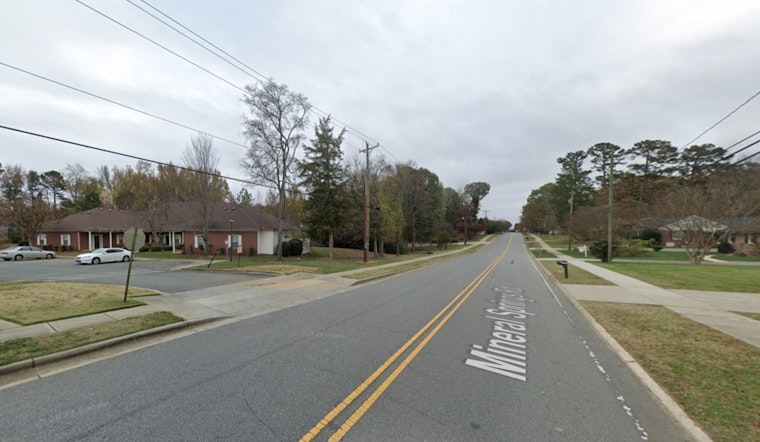 Charlotte Firefighters Quickly Contain Northeast Neighborhood Blaze with No Injuries Reported