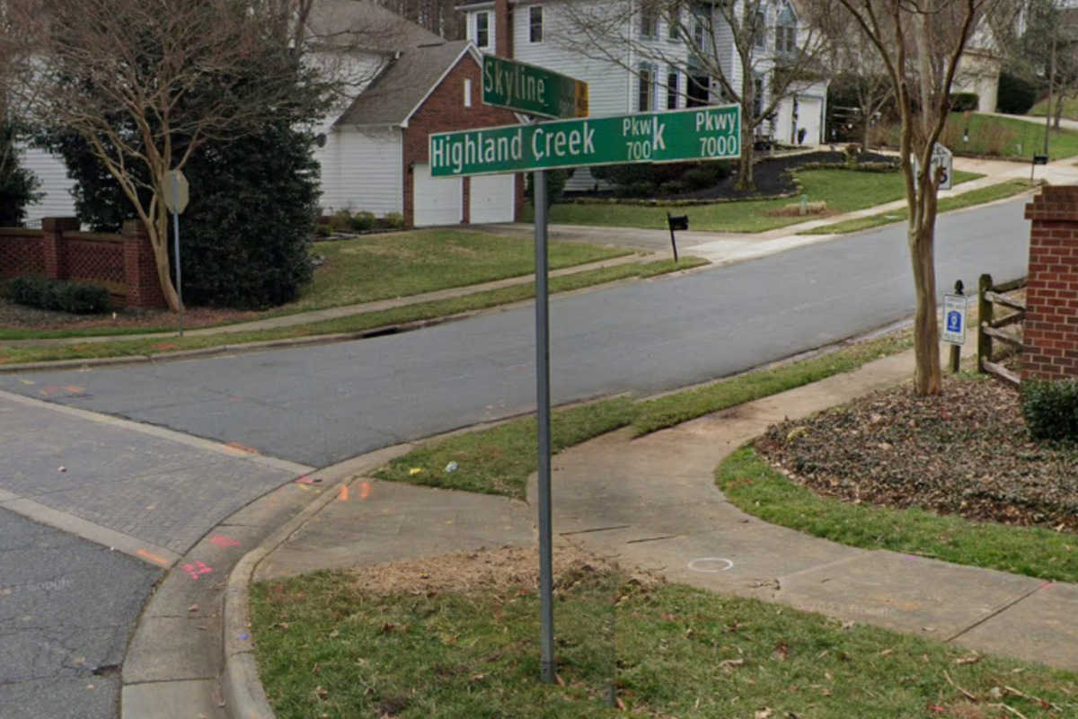 Charlotte Man Dies in HighSpeed Motorcycle Crash on Highland Creek