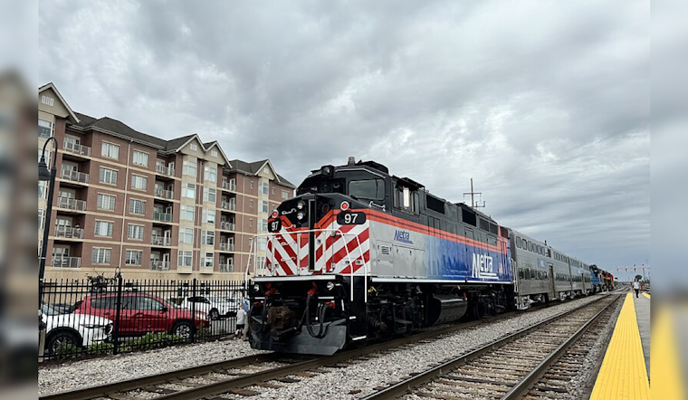 Chicago's Metra Eyes Permanent Rail Service to O'Hare Despite Low DNC Pilot Turnout