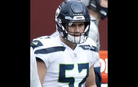 Cody Barton of the Denver Broncos Named AFC Defensive Player of the Week