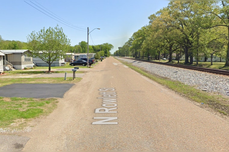 Collierville's Rowlett Street Readies for $1.8 Million Waterline Overhaul, Expect Traffic Disruptions Until Late 2025