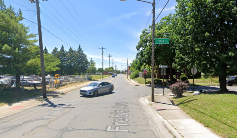 Columbus Man Dies in Early Morning Collision with Utility Pole on Frebis Avenue