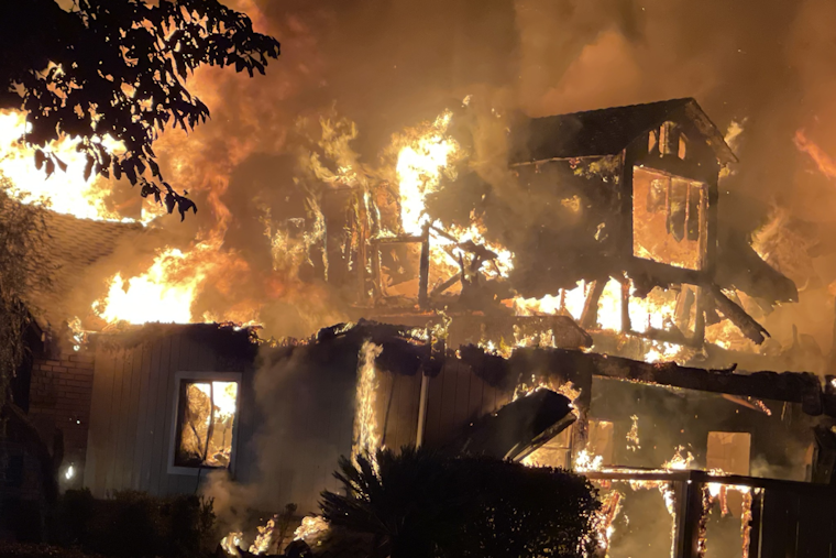 Contra Costa Firefighters Quell Midnight Blaze in Discovery Bay Residence, No Injuries Reported
