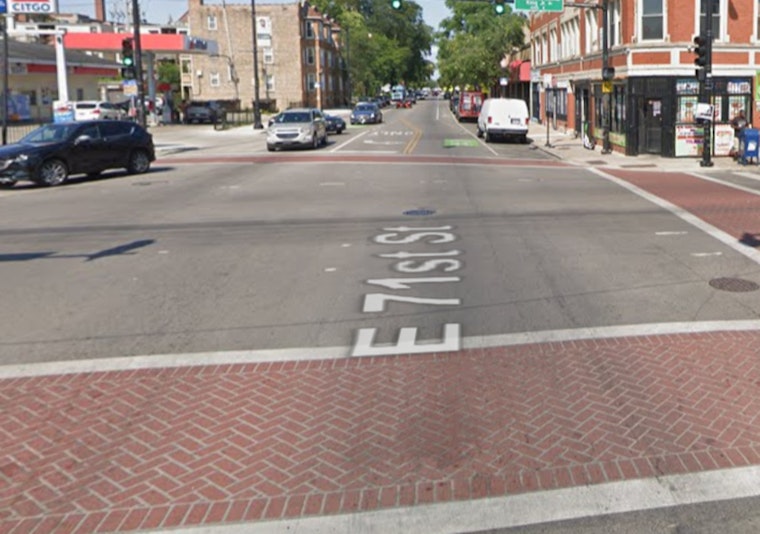 CTA Worker Hospitalized After Assault Over Fare Dispute in Greater Grand Crossing, Chicago