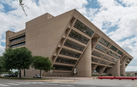 Dallas City Hall Hosts Event to Honor Advocates and Strengthen Resolve Against Domestic Violence