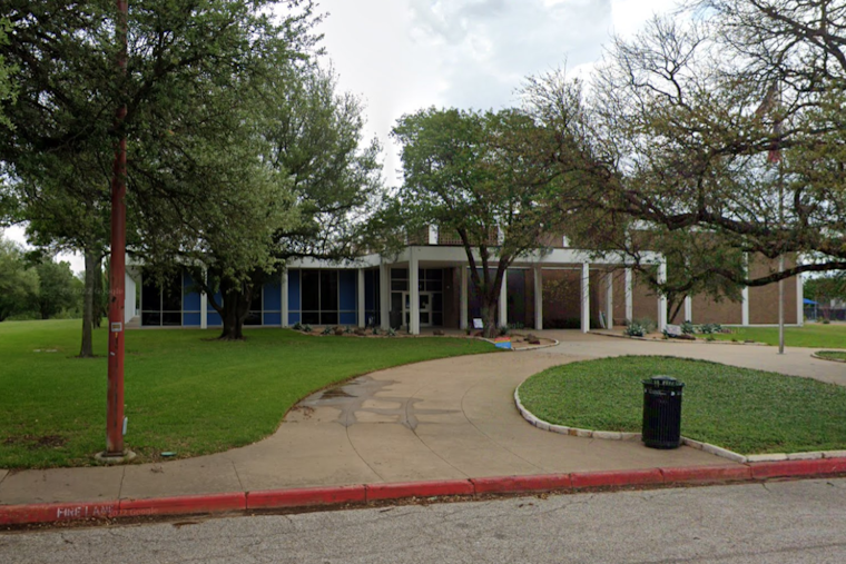 Dallas High School Students Invited to Explore Higher Education with TOPS College Tours to Houston and Sam Houston State Universities