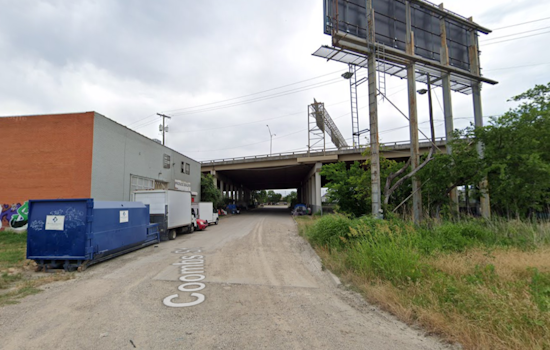 Dallas Police Investigate Fatal Stabbing on Coombs Street, Victim Yet to Be Identified