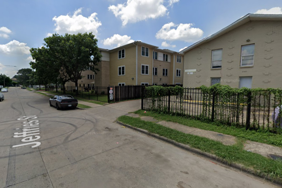 Dallas Police Seize Drugs and Stolen Firearms During Jeffries Street Apartment Raid