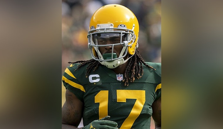 Davante Adams Traded to New York Jets, Reuniting with Aaron Rodgers in Strategic NFL Move