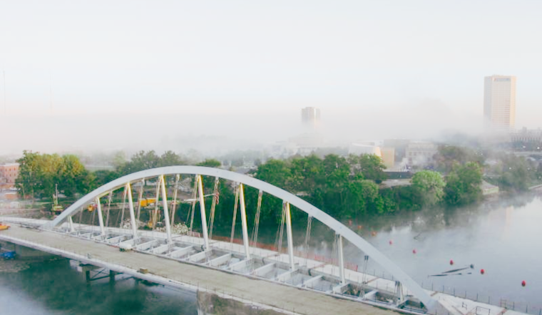 Dense Fog Advisory in Effect for Ohio and Northern Kentucky Until 9 AM, Scattered Showers and Gusts Await Later Today