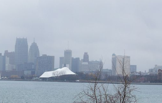 Detroit Braces for Showers and Thunderstorms Before Sunny Midweek Respite, Says National Weather Service