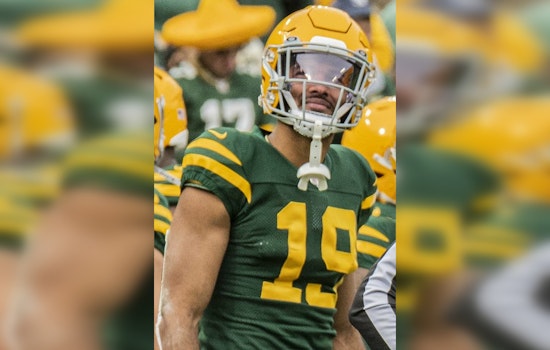 Detroit Claps Back at Equanimeous St. Brown's Critique in Viral Social Media Exchange