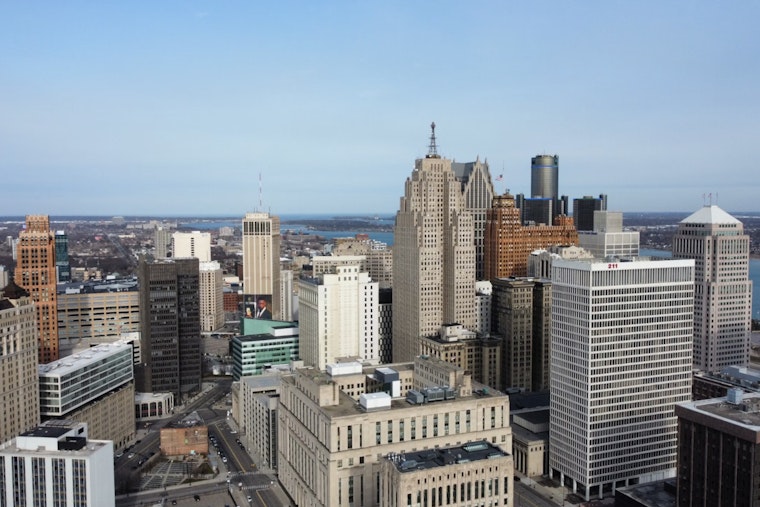 Detroit's Weekly Forecast Predicts Sun, Showers, and Cool Temperatures Ahead