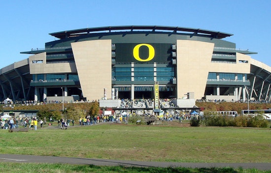 Dillon Gabriel Leads Oregon to Thrilling 32-31 Victory Over Ohio State, Ducks Maintain Perfect Season