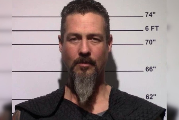Explosive Shock in Gillespie County as Rhyne's Rental Uncovers Risky Cache and Bomb Squad Defuses Danger