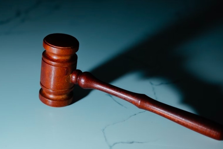 Fair Oaks Man Pleads Guilty to Wire Fraud in Medical Device Sales Scheme