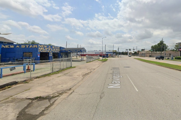 Fatal Collision in Southeast Houston, Cyclist Killed in Cement Truck Crash on Navigation Boulevard