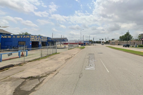 Fatal Collision in Southeast Houston, Cyclist Killed in Cement Truck Crash on Navigation Boulevard