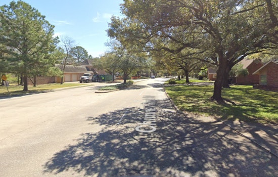 Fatal Motorcycle Crash in Houston Under Investigation, 19-Year-Old Woman Killed in Chimney Rock Road Collision