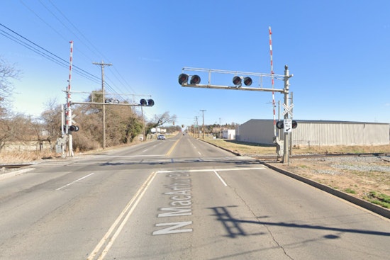 Fatal Train Incident in Northwest Oklahoma City Claims One Life near Melrose Lane