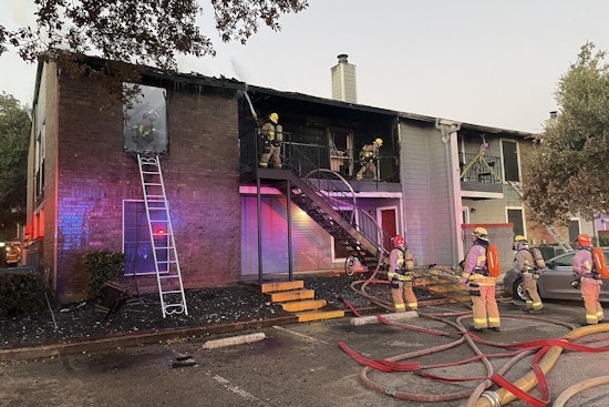 Firefighters Extinguish Major Blaze at South Austin Apartment Complex, No Injuries Reported