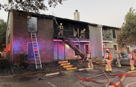 Firefighters Extinguish Major Blaze at South Austin Apartment Complex, No Injuries Reported