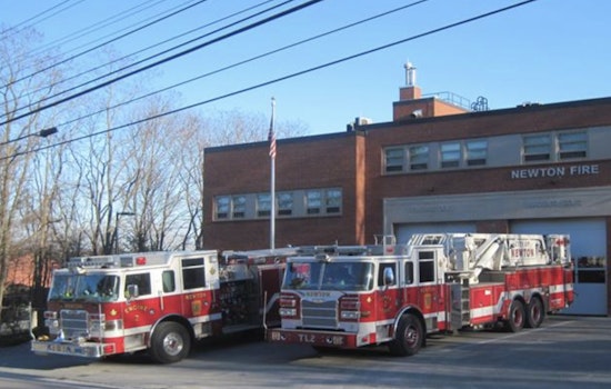 Firefighters Quell Boat Blaze at Newton Yacht Club Amid Strong Winds