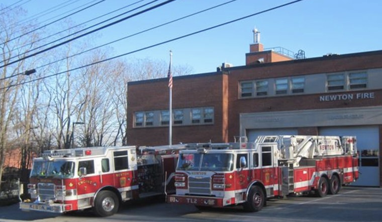 Firefighters Quell Boat Blaze at Newton Yacht Club Amid Strong Winds