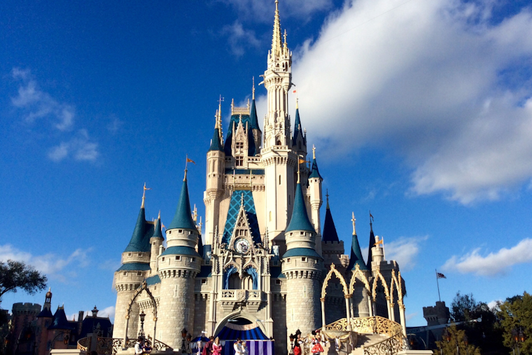 Former Disney Employee Accused of Menu System Hack and Altering Allergen Info in Florida