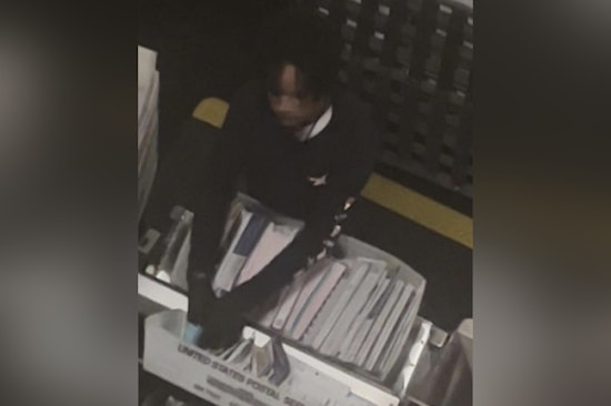 Former Indianapolis Postal Worker Sentenced to Home Detention for Mail Theft, Ordered to Pay Fine and Serve Probation