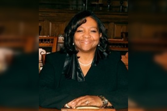 Georgia Senator Donzella James Celebrated with Lifetime Achievement Award by AWLO in Atlanta