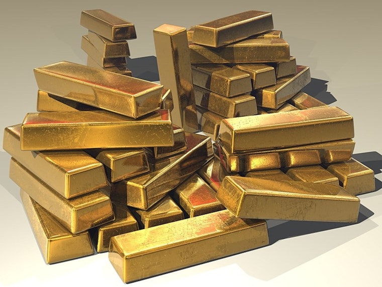 Gold Rush at Costco, Shoppers Snap Up Gold Bars Amid Record Prices