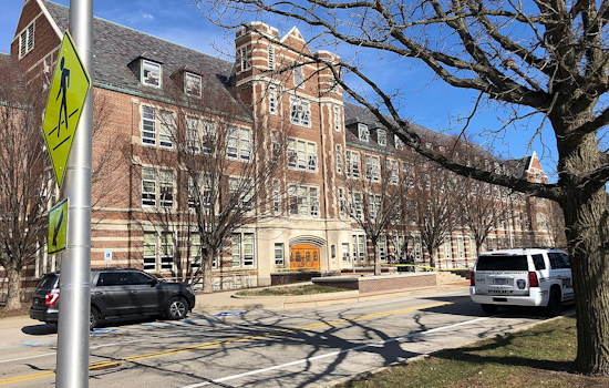 Gunman Invades Rabbi's Home During Rosh Hashanah Event with University of Michigan Students; Suspect at Large in Southfield
