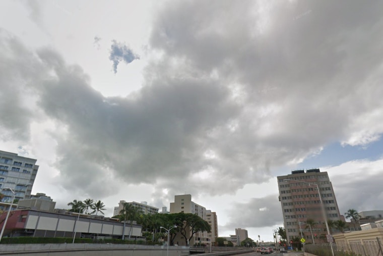Hawaii Braces for Flooding as NWS Issues Statewide Flood Watch Amid Thunderstorms