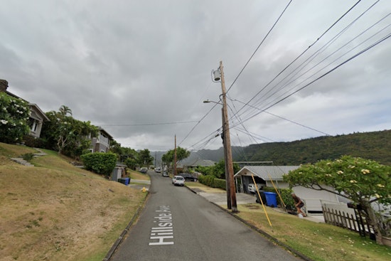 Hawaii Braces for Weather Whiplash as Thunderstorms and Flooding Possible from Moisture Plume Engulfing Islands