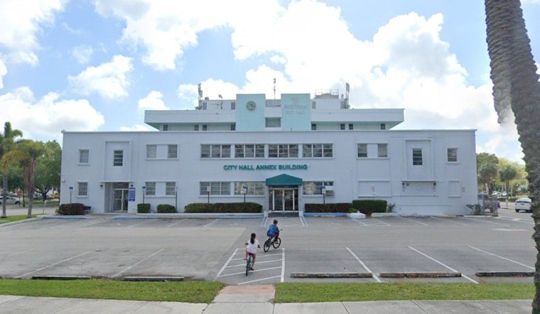Hollywood Braces for Coastal Flooding as King Tides Approach, City Officials Urge Caution