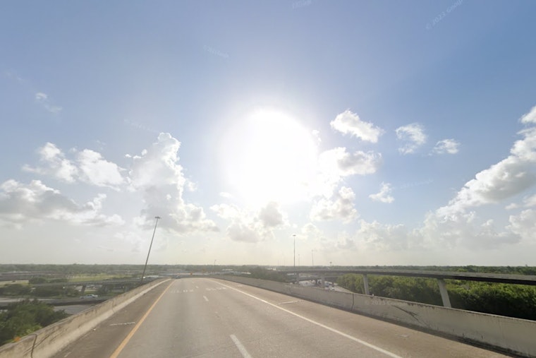Houston Braces for a Week of Weather Whiplash: Sunny Skies vs. Storms, NWS Forecasts Unsettled Conditions