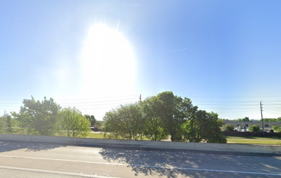 Houston Greeted by Sunlit Skies: Highs in Upper 80s and Low 90s, Dry Weekend Forecast