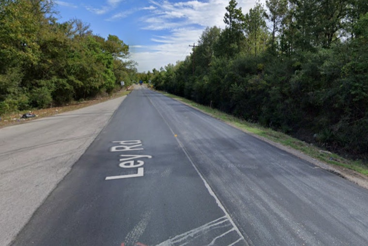 Houston Man Dies in Single-Vehicle Crash on Ley Road, Police Investigate Circumstances
