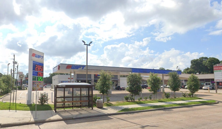 Houston Man Fatally Shot Outside Gas Station on Hillcroft Ave, Police Seek Suspects