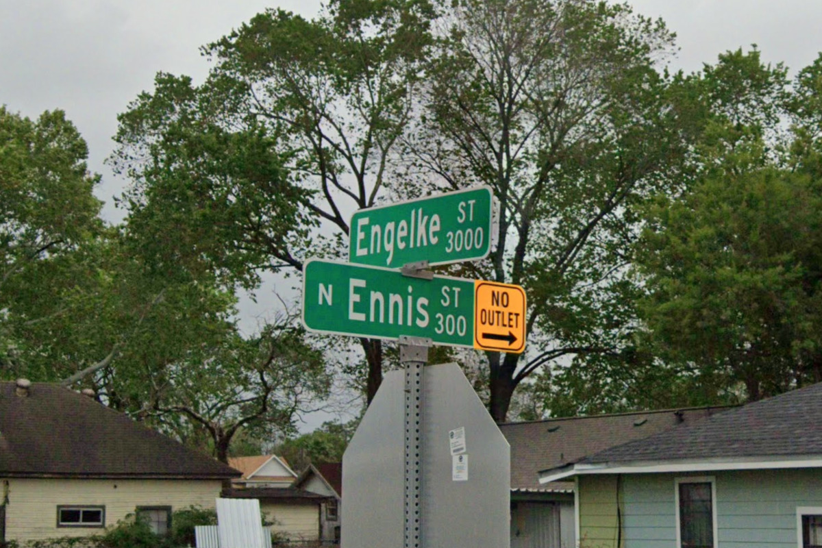 Houston Mourns Tragic Helicopter Crash in Second Ward, Four Fatalities