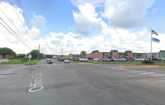 Houston Police Investigating After 24-Year-Old Man Found Dead from Gunshot in Apartment Complex
