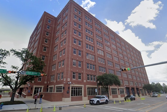 Houston Police Officer Charged with Assault and Unlawful Restraint After Alleged Domestic Incident