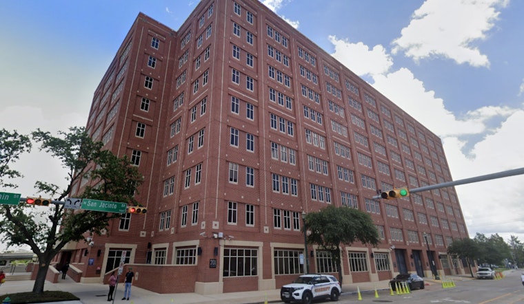 Houston Police Officer Charged with Assault and Unlawful Restraint After Alleged Domestic Incident