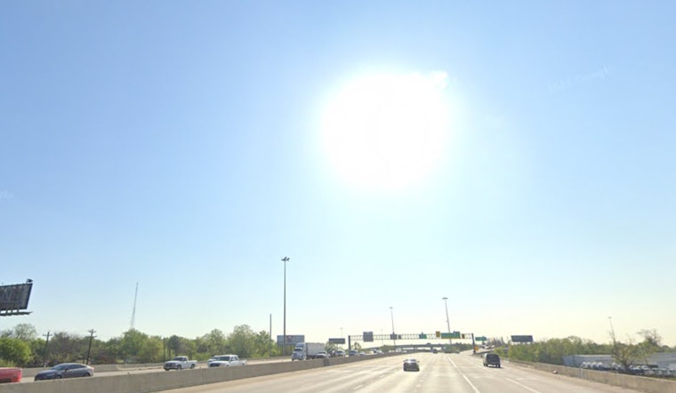 Houston Shrouded in Early Morning Fog with Sunny Skies Ahead, Says National Weather Service