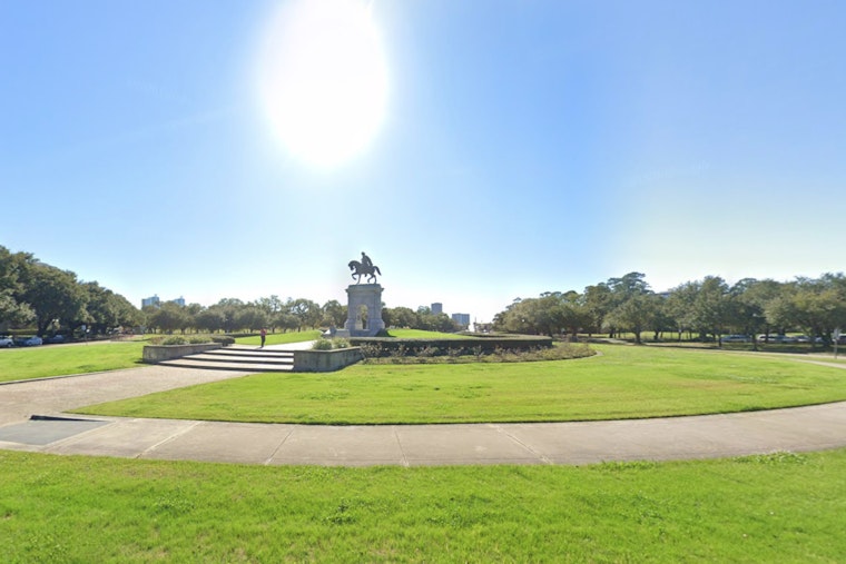 Houston to Enjoy Sunny Weather and Mild Temperatures as NWS Issues Coastal Hazard Warning